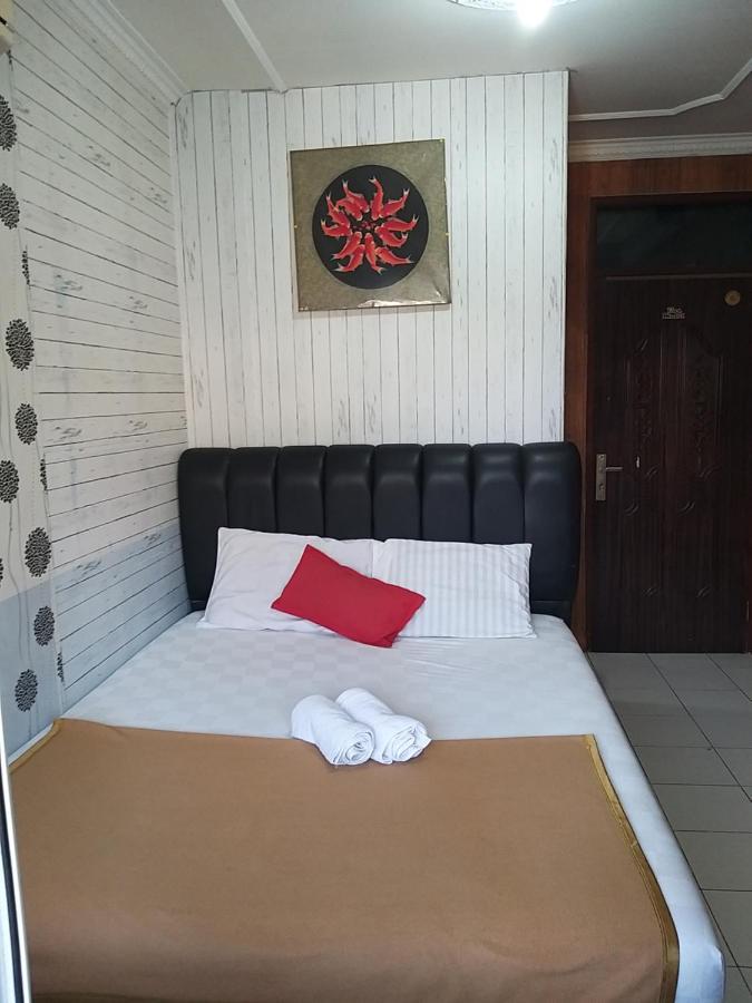 Venice Guest House Redpartner Dżakarta Zewnętrze zdjęcie