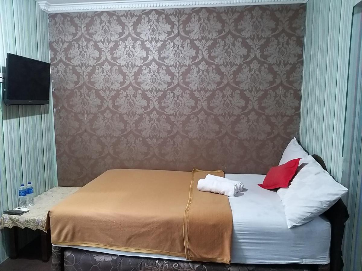 Venice Guest House Redpartner Dżakarta Zewnętrze zdjęcie